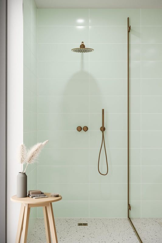 Metro Long Tile Glass Green (600mm x 200mm)